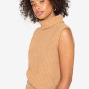 Callahan Lyra Top in Coffee